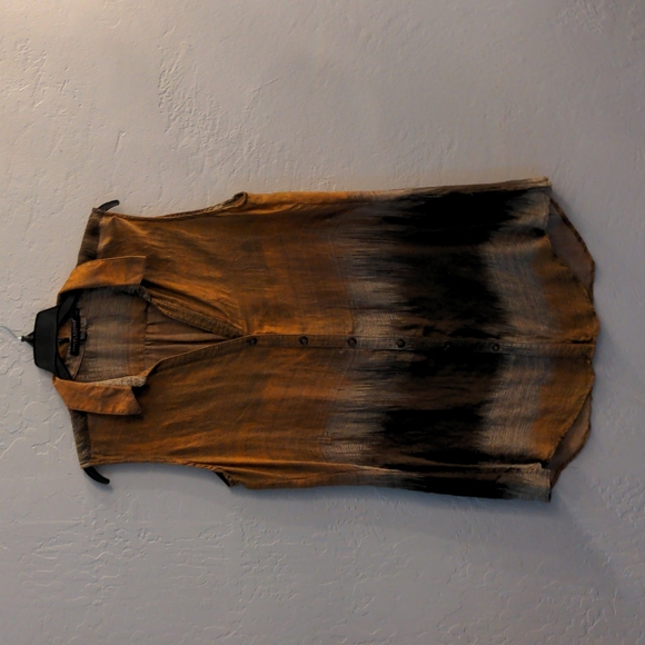 ROBERT KITCHEN CANADA BUTTON DOWN SILK BLOUSE - Picture 1 of 9